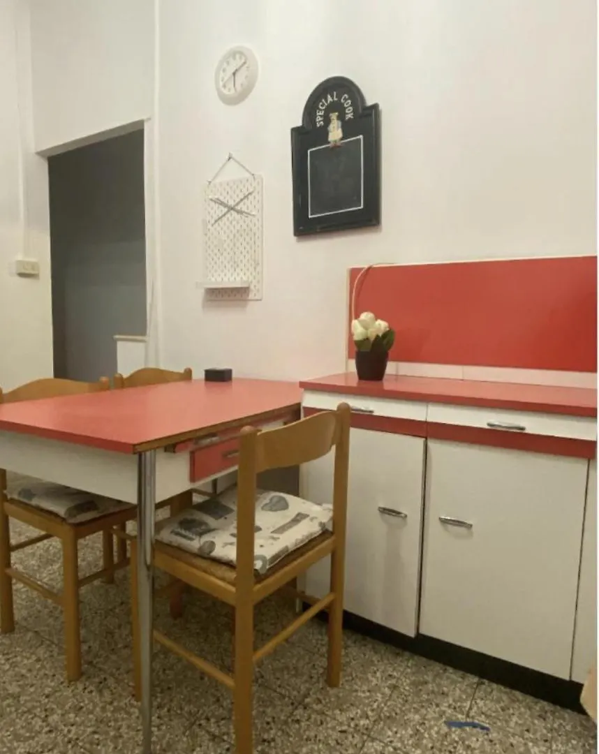 Guest house Casa Rella - Camera Green Bologna Italy